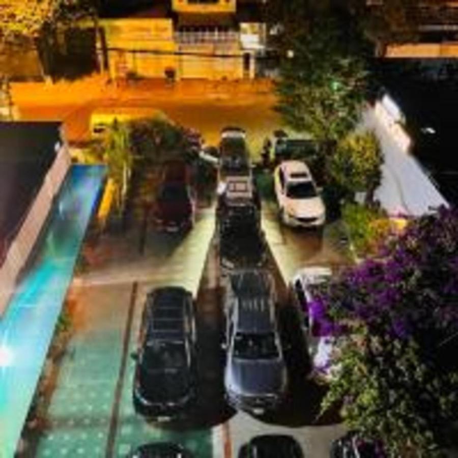 Window 2 Hotel Kon Tum Exterior photo