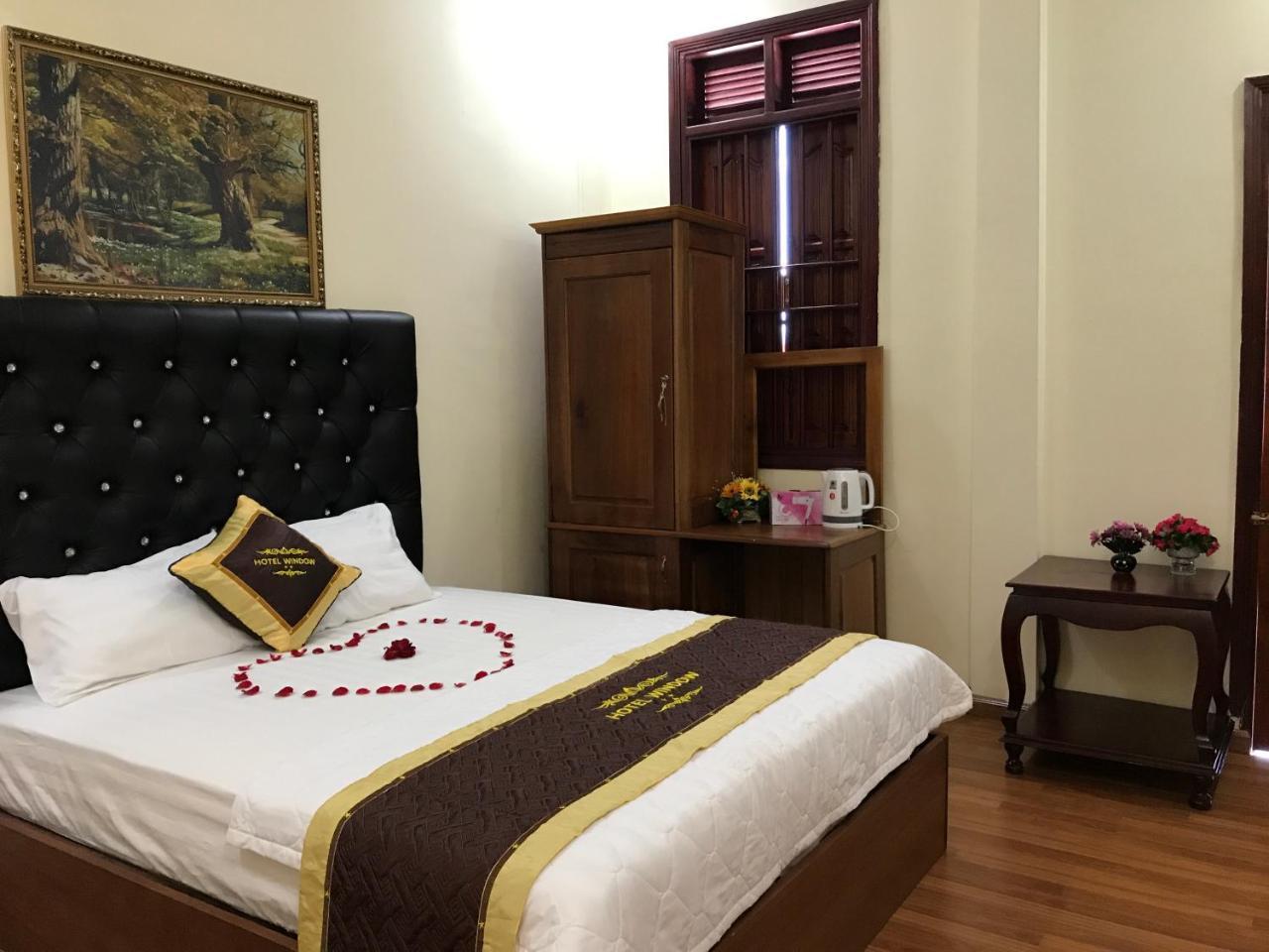 Window 2 Hotel Kon Tum Exterior photo